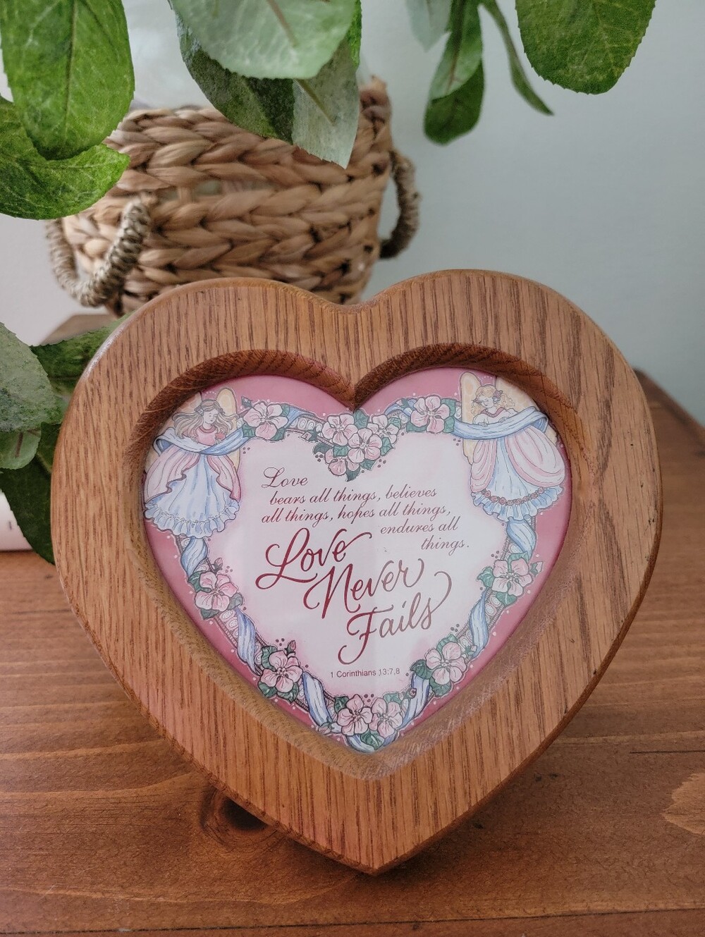 Vintage 80s/90s Oak Wood Heart Shaped Picture Frame Grandmacore Home Decor